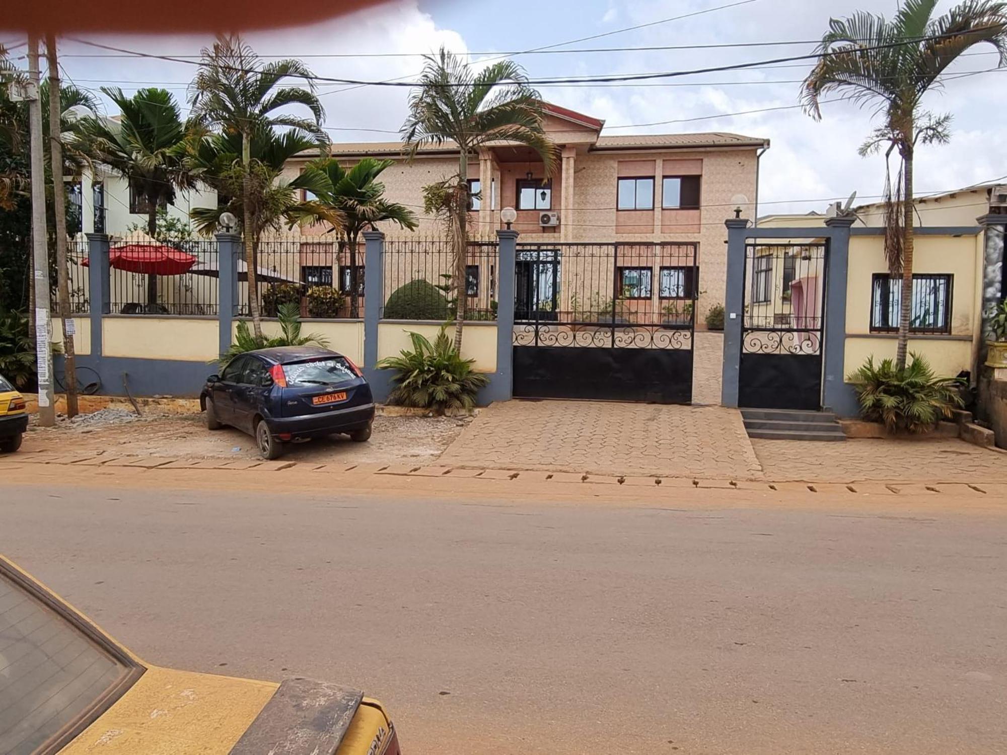Appart Hotel Mireille Yaoundé Zewnętrze zdjęcie