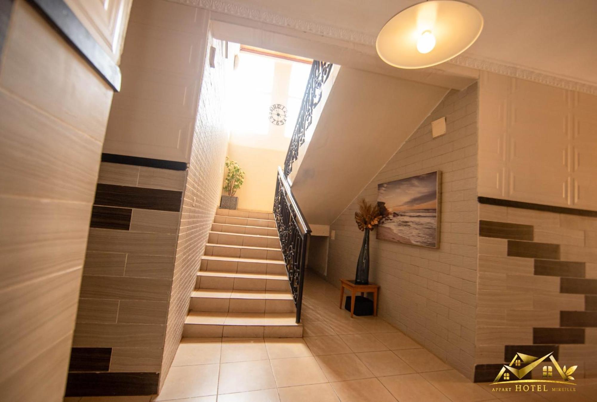 Appart Hotel Mireille Yaoundé Zewnętrze zdjęcie
